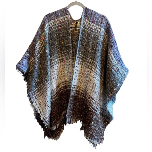 Pinklicious Women’s Grey White Specks of Color Fringe Poncho Shall Sweater OS - Picture 1 of 11